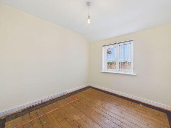 2 bed Semi-Detached for sale Image 8