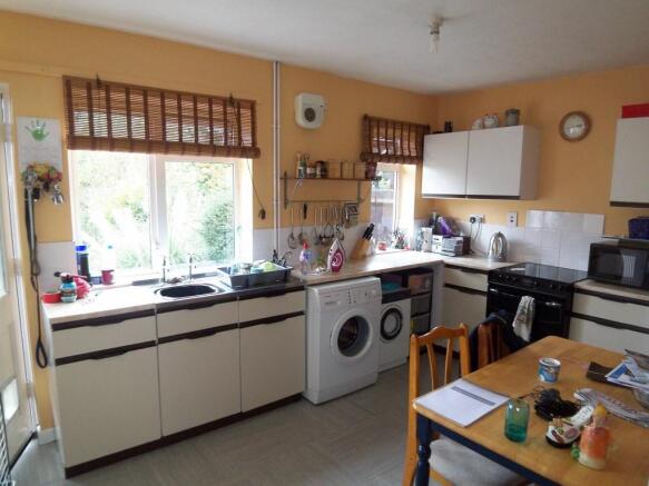 Kitchen/Breakfast RM