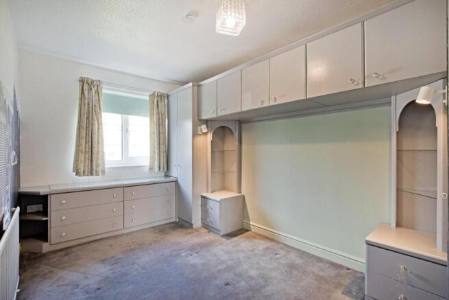 4 bed Detached for sale Image 6