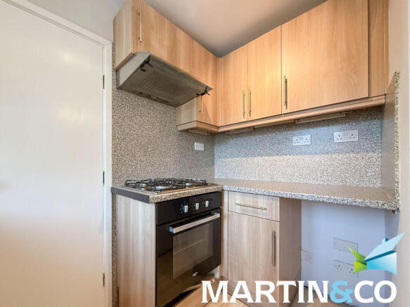 1 bed Apartment to rent Image 6
