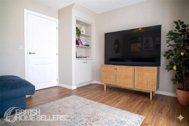 3 bed Semi-Detached for sale Image 5