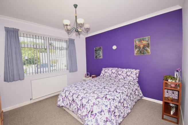 BEDROOM 2.jpg