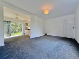 7, Parkside Green, Meanwood, Leeds LS6 4NY