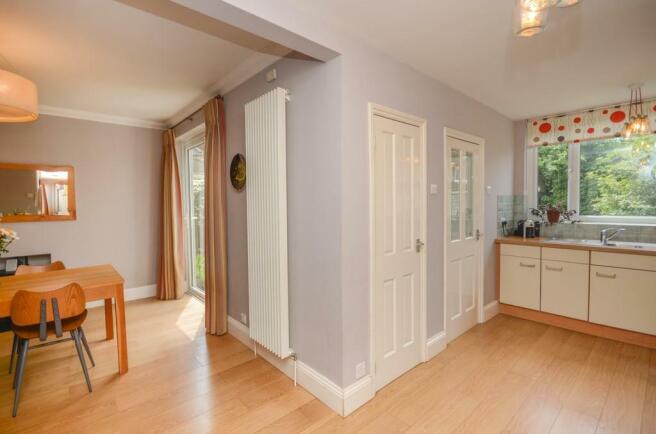 Kitchen pic 3.jpg