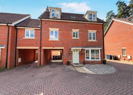 Evergreen Way, Mildenhall