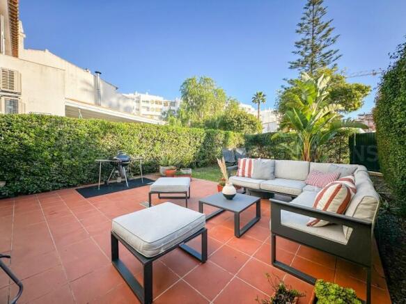 Beach Property 2 Bedrooms For Sale Near Vilamoura (32)