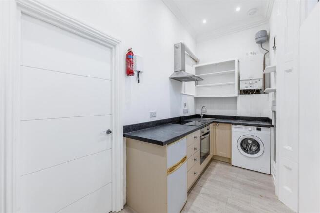 Flat 2, 14 Alfred Road-3.jpg