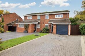 23, Mackay Close, Calcot, Reading RG31 7XW