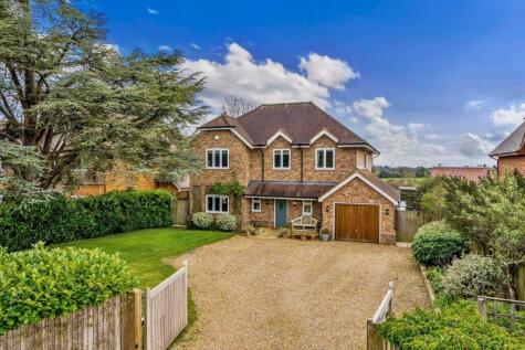 Applecroft, Upper Basildon