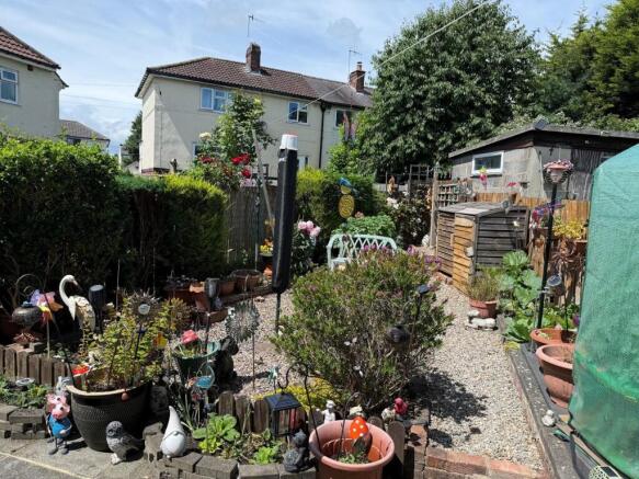 3 bed Semi-Detached for sale Image 8