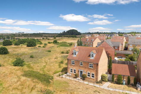 Holland Walk, Longstanton, SAT NAV CB24 3EY