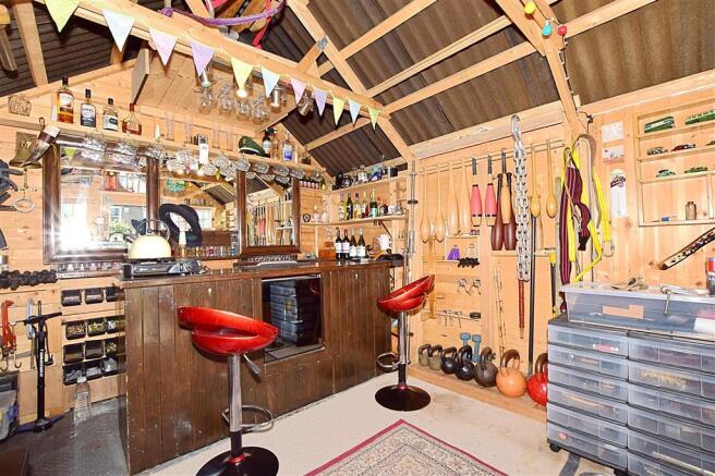 Workshop/Outbuildings