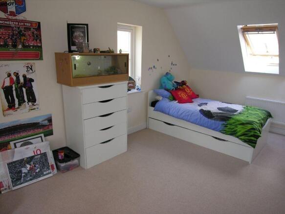 Photo 12