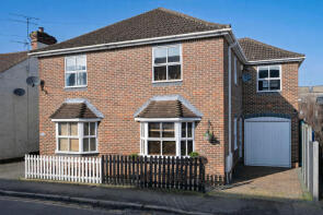 3, Victoria Road, Brentwood CM14 5DR