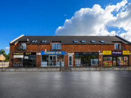 Flat 1, 52, Middle Way, Chinnor OX39 4TP