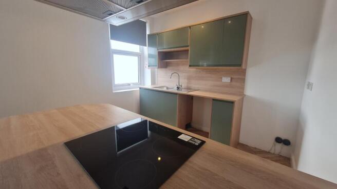 1 bed Flat to rent Image 4
