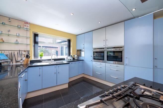 Breakfast kitchen