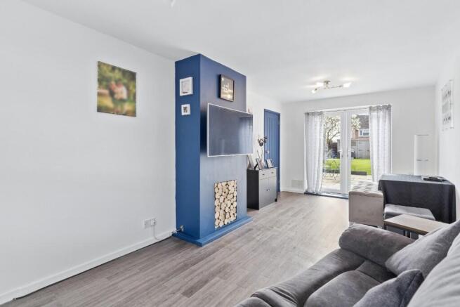 Marymead Drive, Stevenage, Hertfordshire, SG2 photo 4