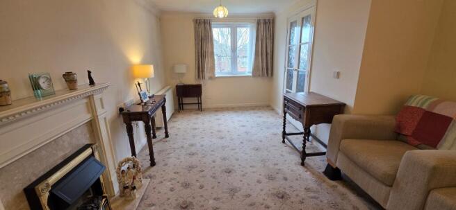 Apt 25 smithy court 4.jpg