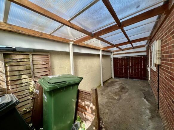 carport2.jpg
