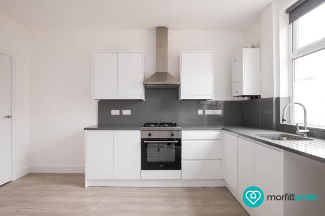 3 bed Terraced to rent Image 4