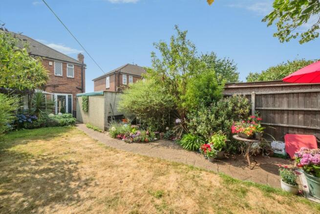 3 bed Semi-Detached for sale Image 11