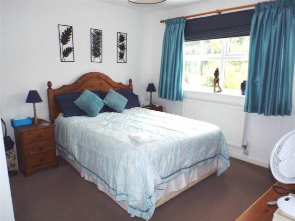 MASTER BEDROOM: