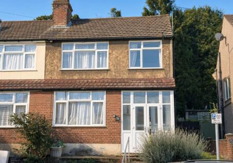 78 Elstree Gardens, Belvedere, Kent, DA17 5DN