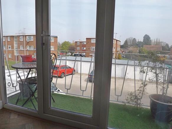 Photo 11