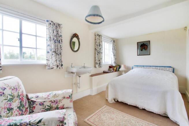 Bedroom 2.jpg