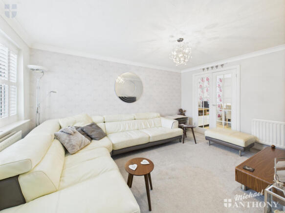 CAM03852G0-PR0391-STILL010