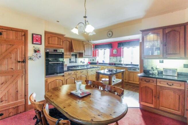 Kitchen/Breakfast