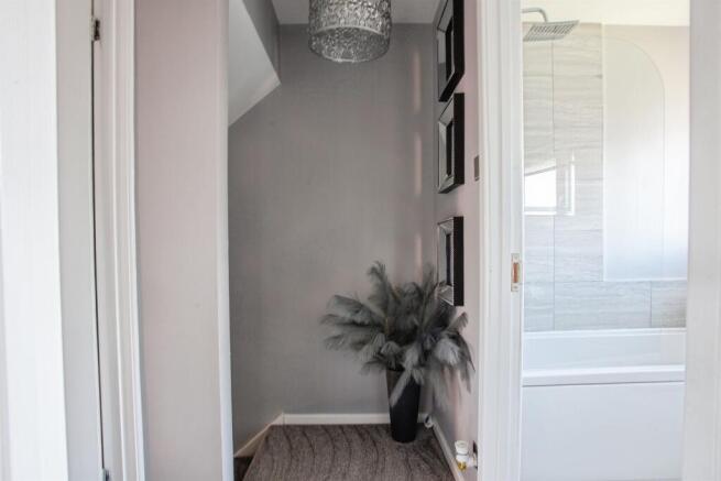 2 bed Terraced for sale Image 8