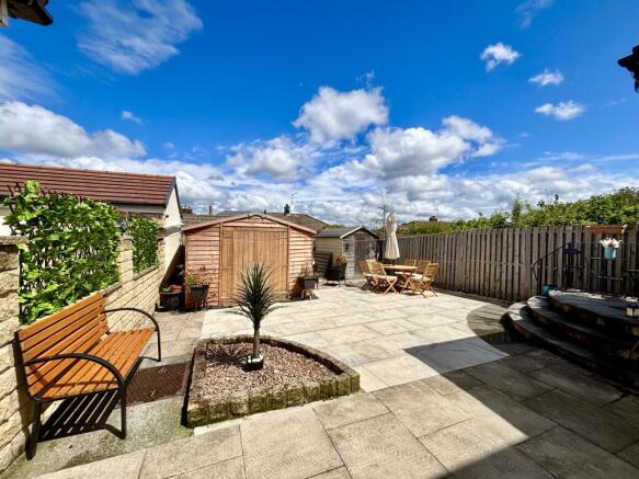 3 bed Semi-Detached for sale Image 5