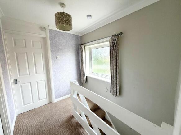 3 bed Semi-Detached for sale Image 10