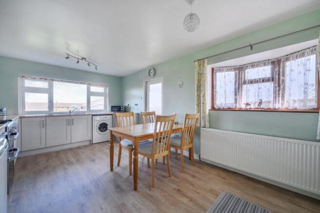 1426027-10-69affca6c6035