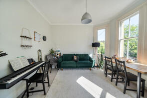 First Floor Flat, 84, Colney Hatch Lane, Hornsey, London N10 1EA