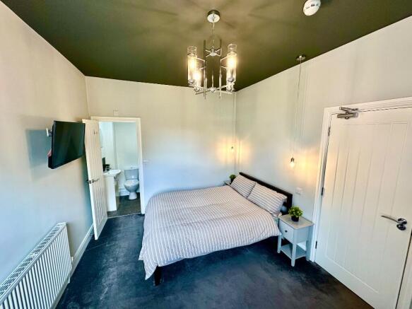 En-suite room