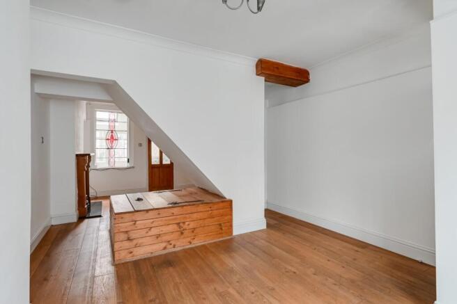 2 bed Terraced to rent Image 4