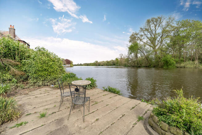 50 Church Street, Isleworth, London, TW7 6BG