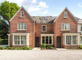 2, Candover House Queensgate, Fairmile Lane, Cobham KT11 2TJ