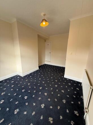 2 bed Terraced to rent Image 10