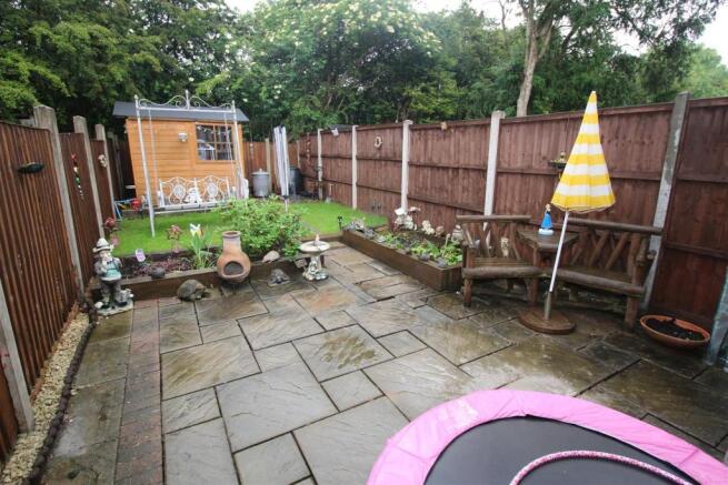 rear garden.JPG
