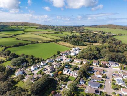 Godolphin Cross, Spacious home with good sized gardens