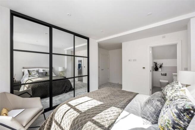 Show Apartment