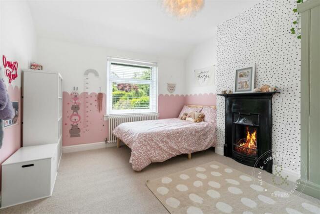 St Martins Road, Caerphilly, Hern Crabtree (24).jp