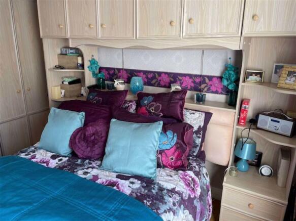 Bedroom 1 (Front)