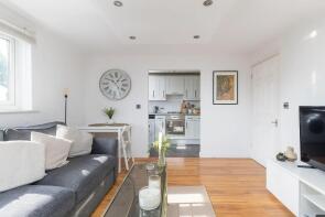 6, Queenside Court, Mawney Road, Romford RM7 7BG