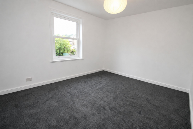 3 bed End of Terrace to rent Image 5