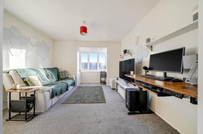 1396599-9-695e343...